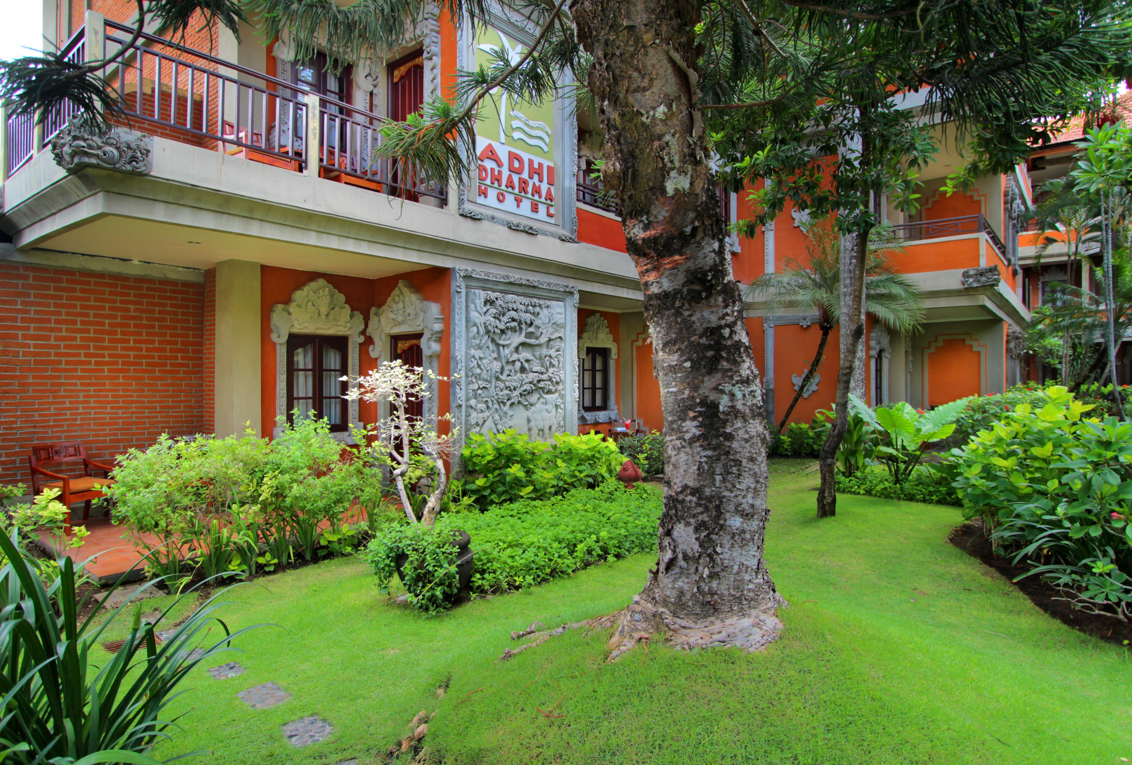Adi Dharma Hotel Kuta Kuta  Exterior photo